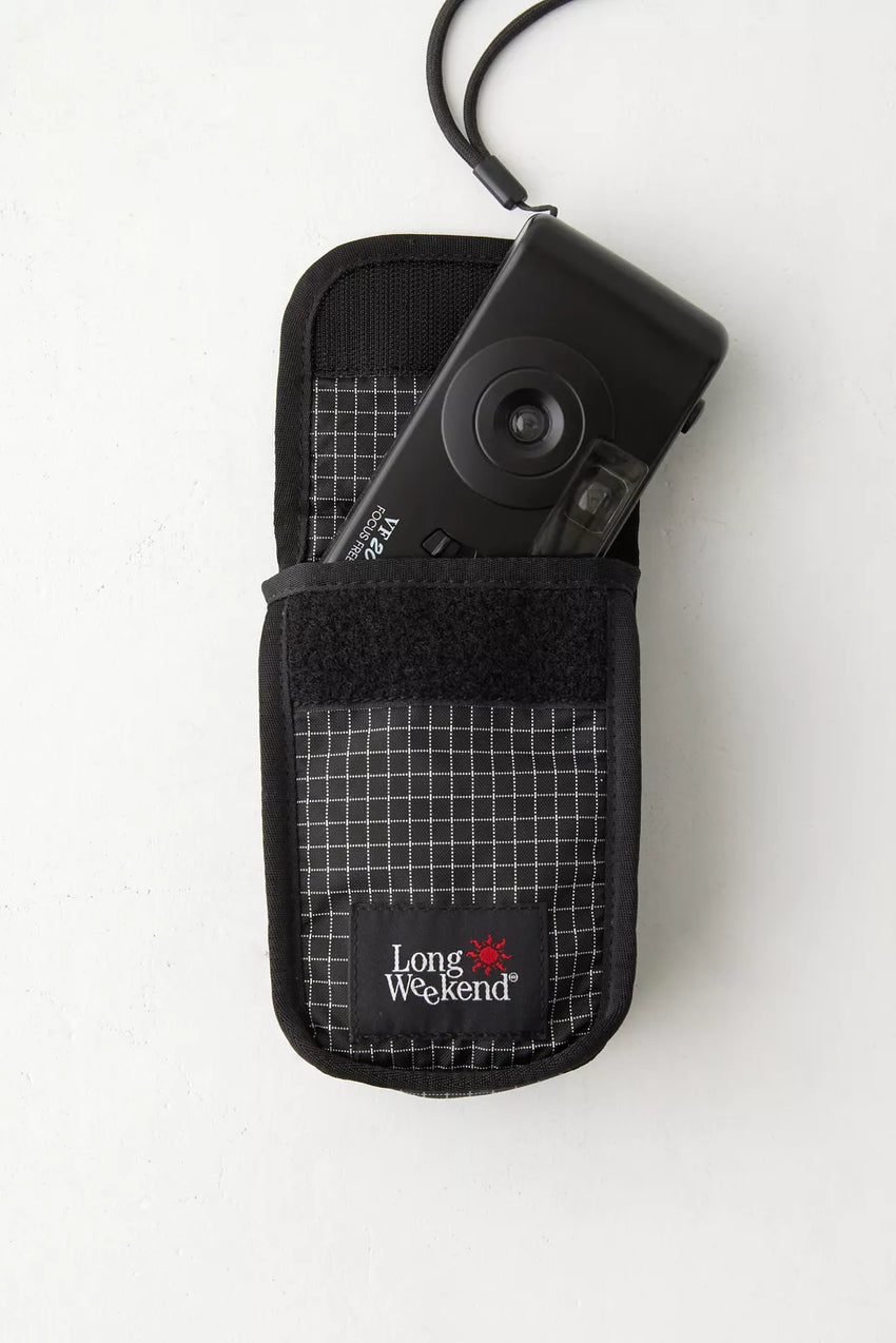 Long Weekend Point and Shoot Camera Pouch [Black]