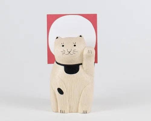 Manekineko (Beckoning Cat)