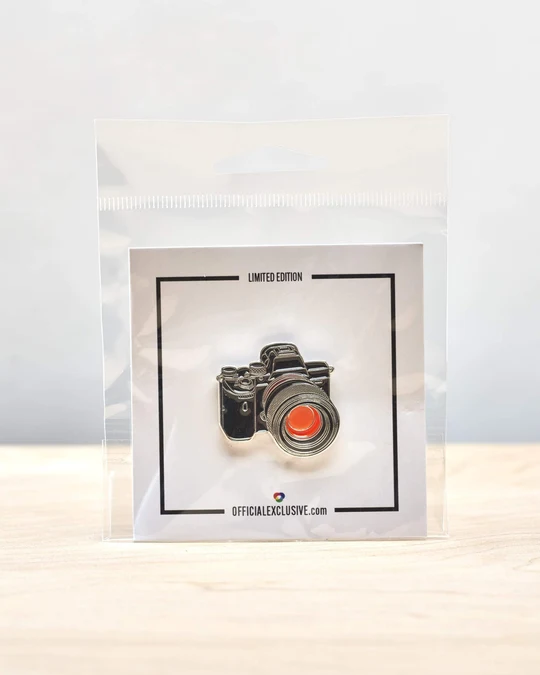 Mirrorless Digital SLR Camera Pin #2
