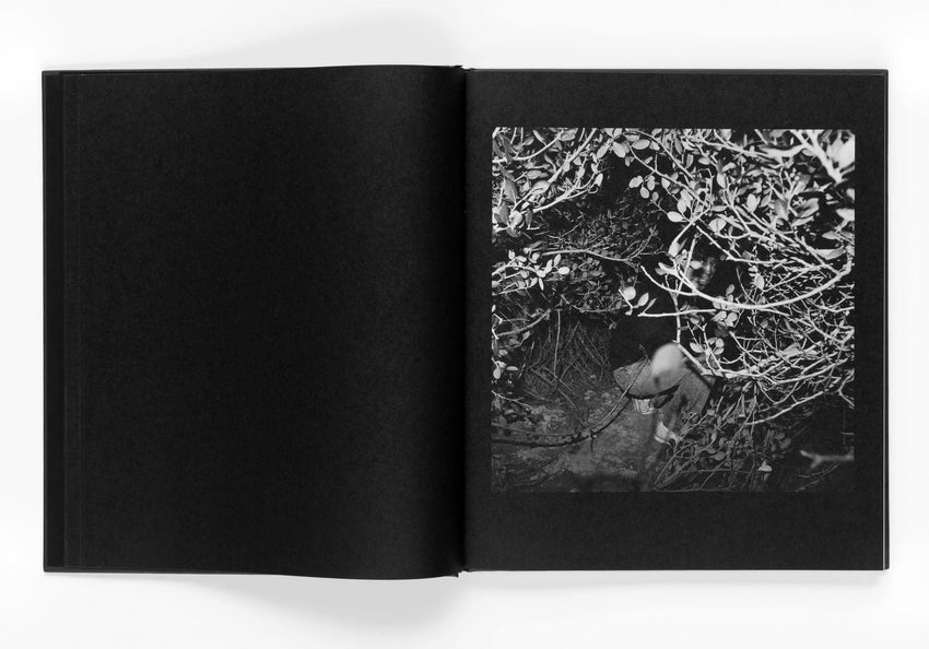 Ken Light: Midnight La Frontera
